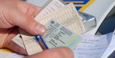 В РФ меняется порядок сдачи экзаменов на водительские права